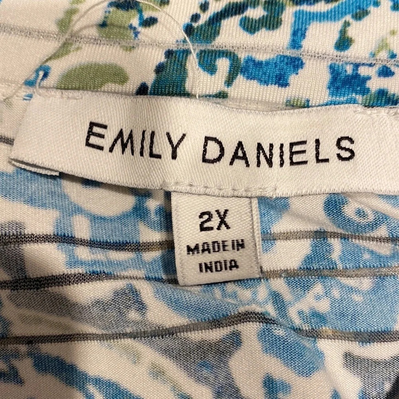 E woman’s Emily Daniels stretch casual long sleeve pull over plus size top 2X - Picture 3 of 4